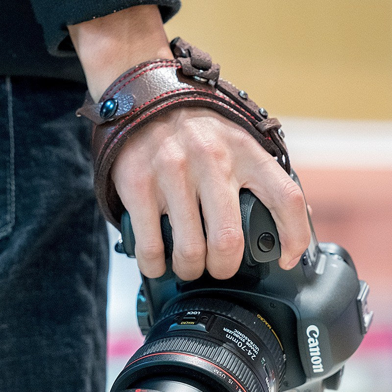 Camera leather wristband - Gadgio