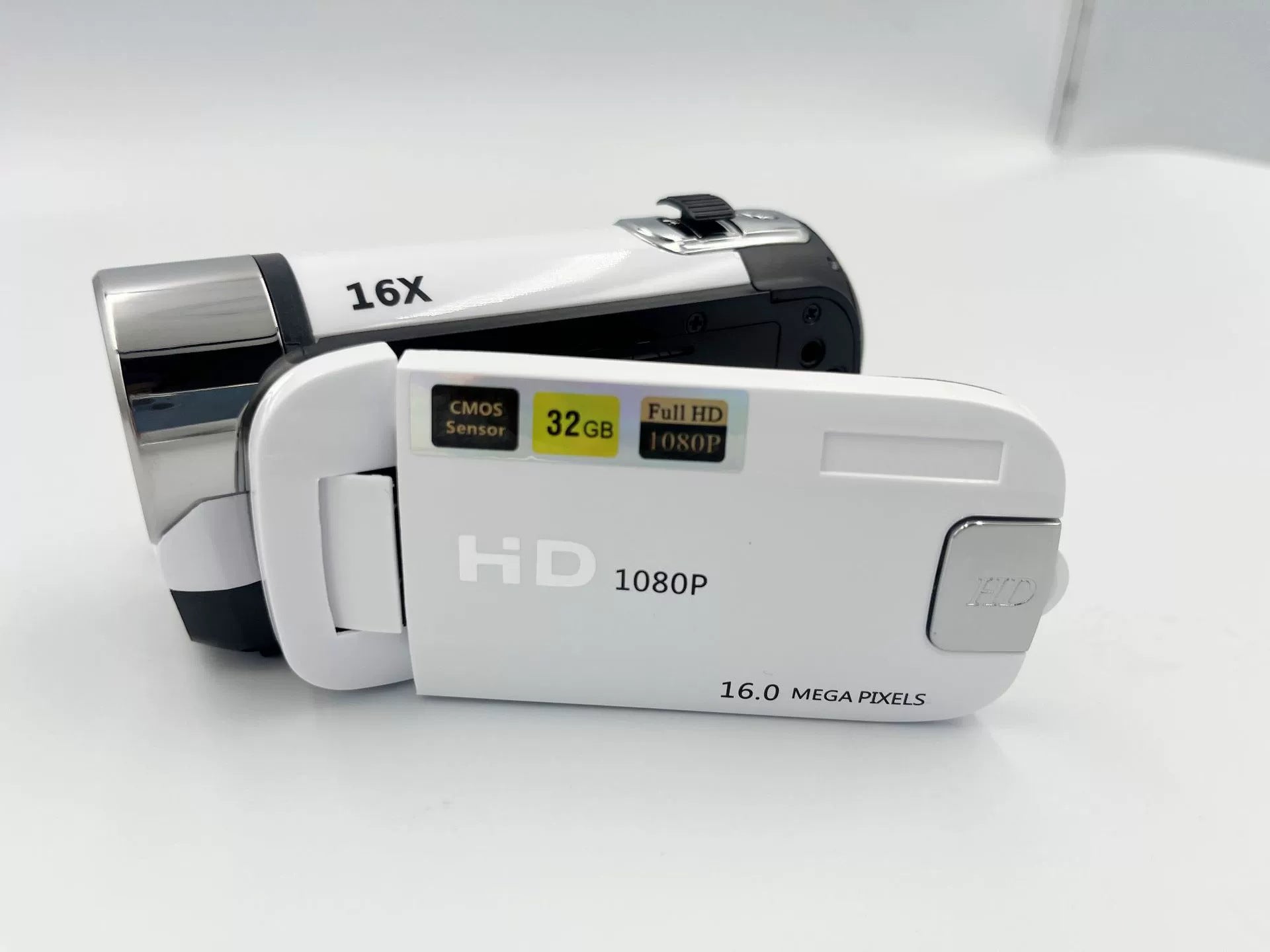 HD digital camera with 16 million pixels, compact design, ideal as a gift, featuring neutral color and high-resolution lens.