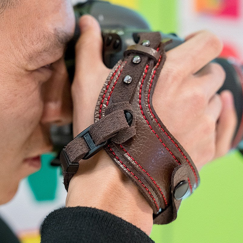 Camera leather wristband - Gadgio